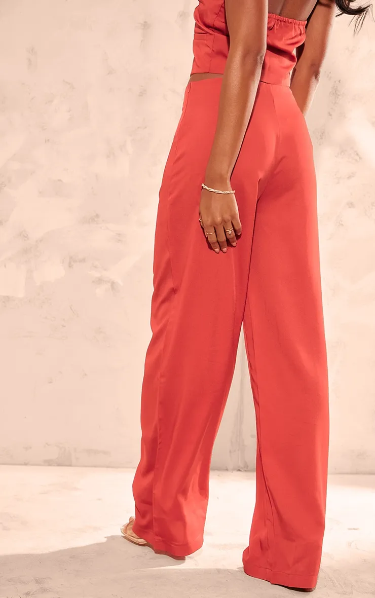 Pantalon de tailleur large rouge taille mi-haute