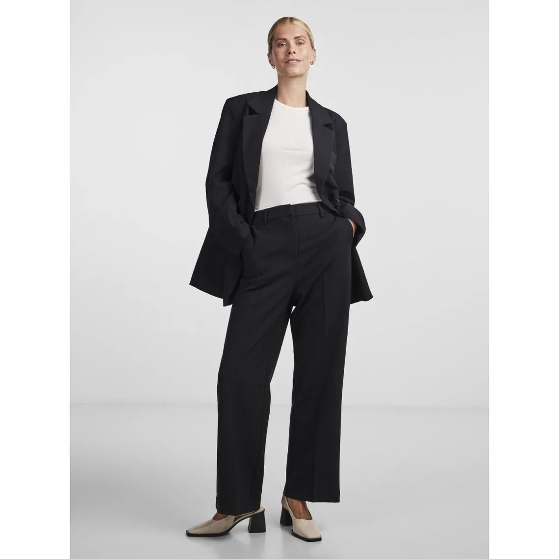 Pantalon de tailleur noir Iris | 3 Suisses