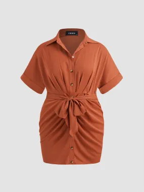 Robe chemise mini à manches retroussées nouées avec col boutonné tissée Curve & Plus