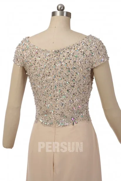 Robe longue champagne fendue ornée de strass avec manches courtes