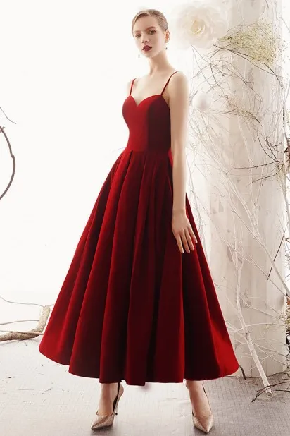 Robe soirée pour mariage rouge bordeaux dos nu en velours