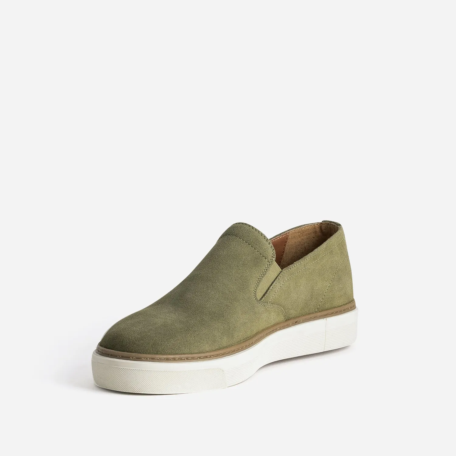 Slip-on kaki éco-conçu en cuir velours - Baskets / Tennis Homme | ERAM